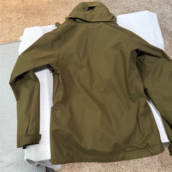 Patagonia women’s medium olive Jacket with Blue Logo - Picture 10 of 12